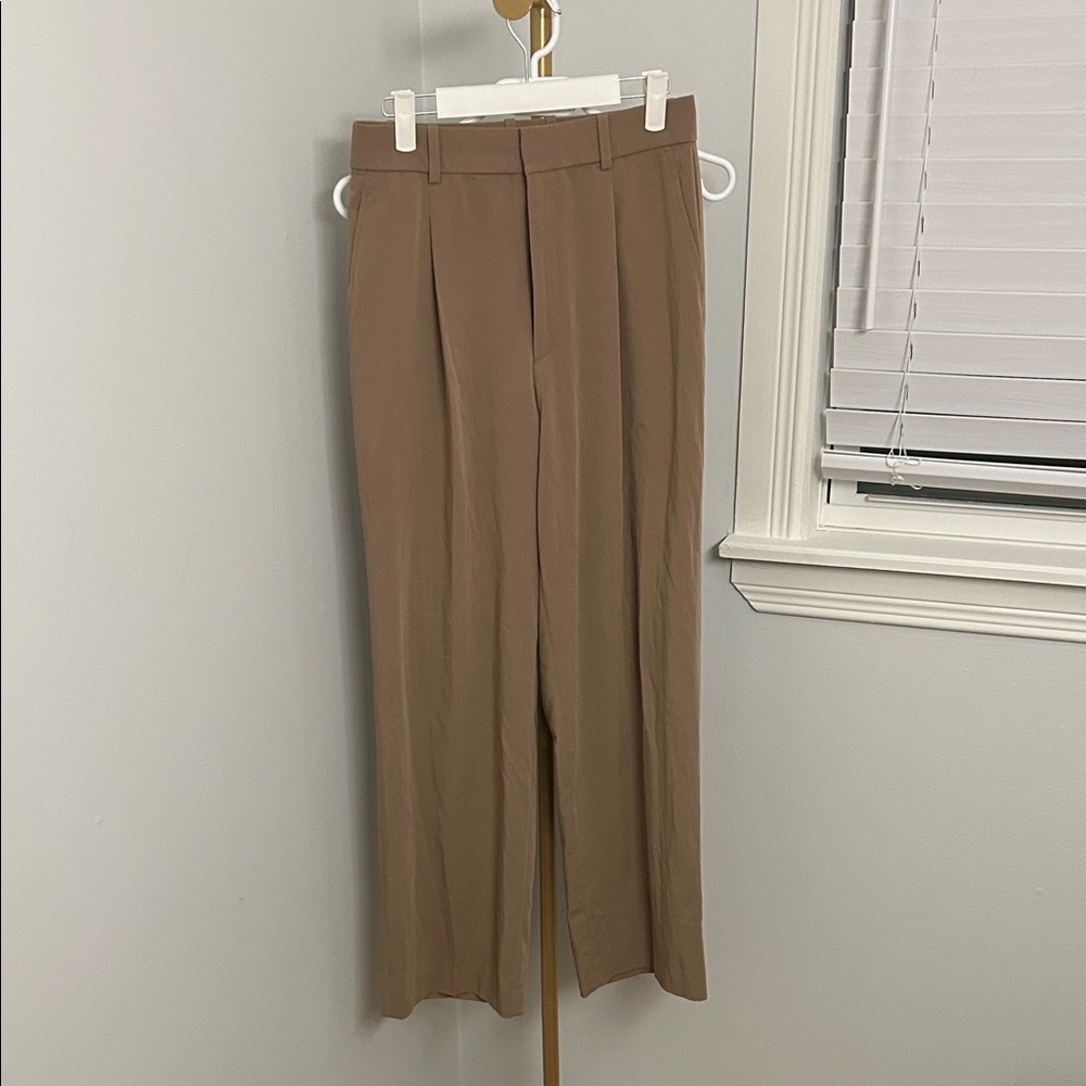 Uniqlo Women's Wide Leg Pleated Pants